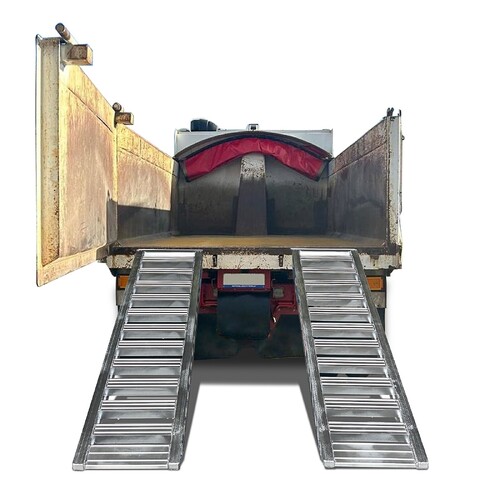 4 Tonne 2.4 Metre X 450mm Aluminium Loading Ramps Heavy Duty Rubber Track Use